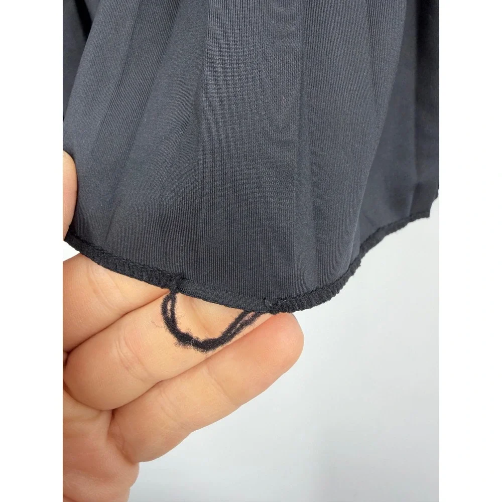 Goldhinge pleated tennis